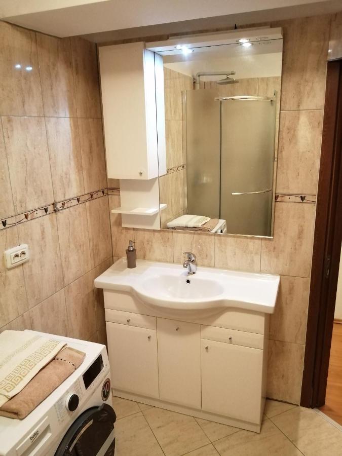 Lemonhouse 2 Apartment Bucharest Luaran gambar